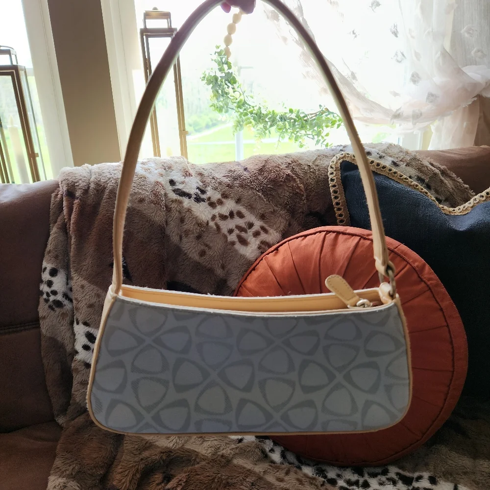 Vintage Liz Claiborne Y2K Baguette Shoulder Bag | Signature Logo Blue & Tan